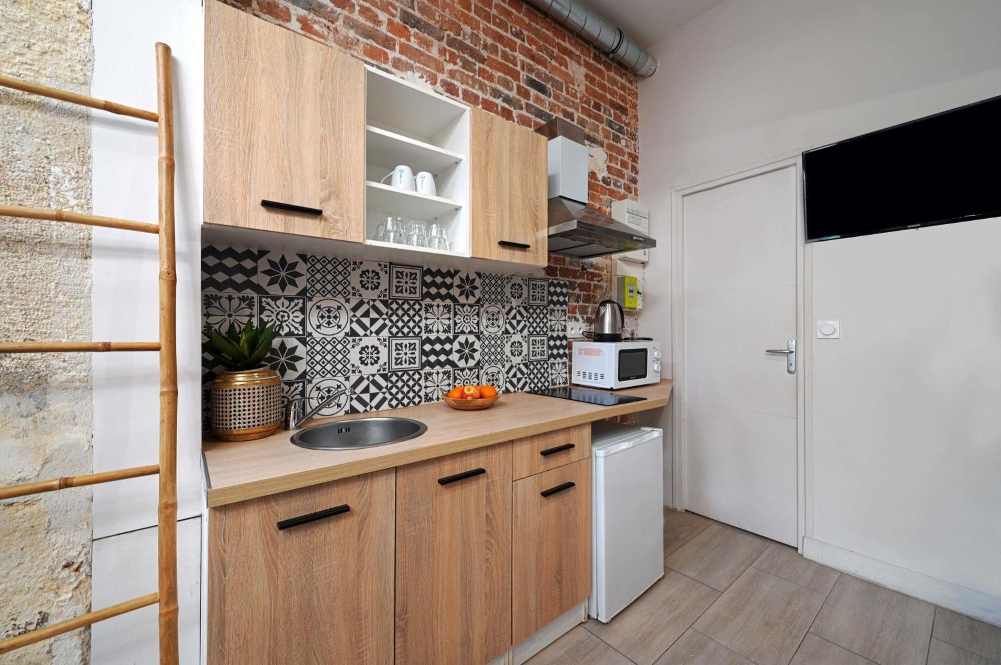 Ferienwohnung 2 Bed Modern Fully Furnish Flat,Close To Buttes Chaumon Park Paris Exterior foto